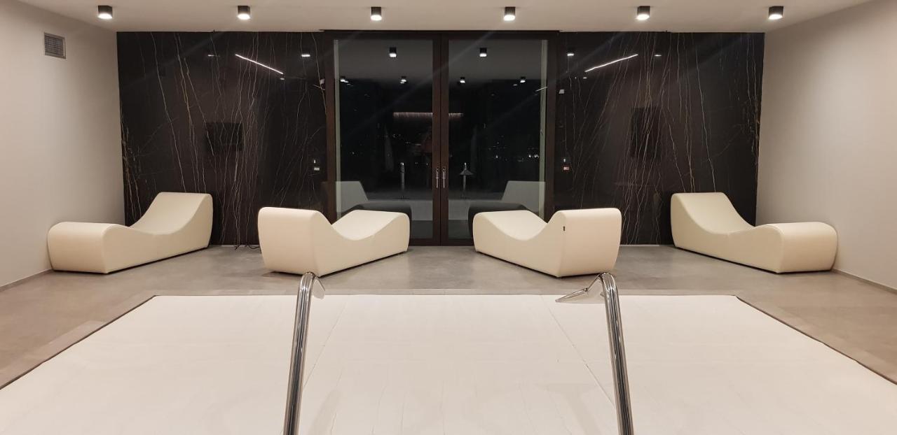 Sunset Suite Spa Staffolo Екстериор снимка
