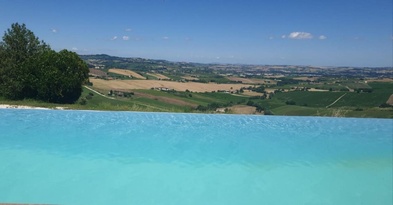 Sunset Suite Spa Staffolo Екстериор снимка
