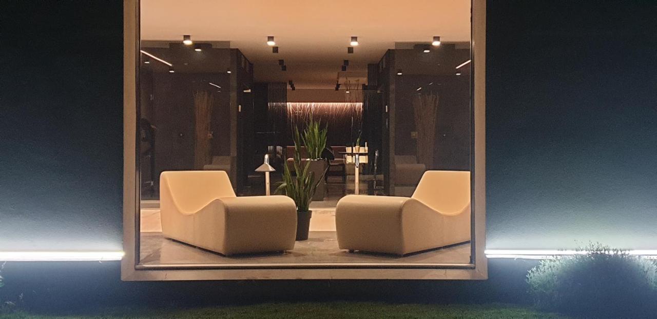 Sunset Suite Spa Staffolo Екстериор снимка