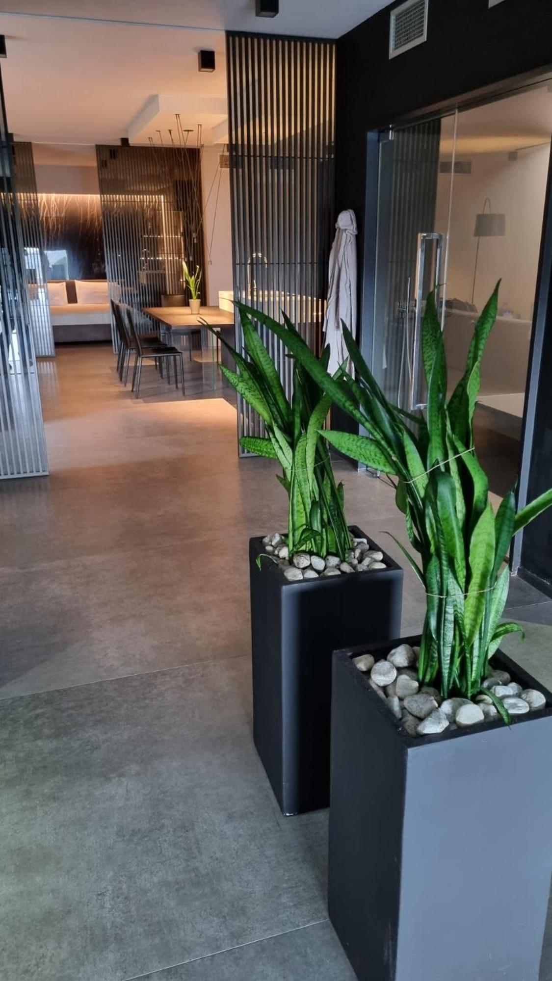Sunset Suite Spa Staffolo Екстериор снимка